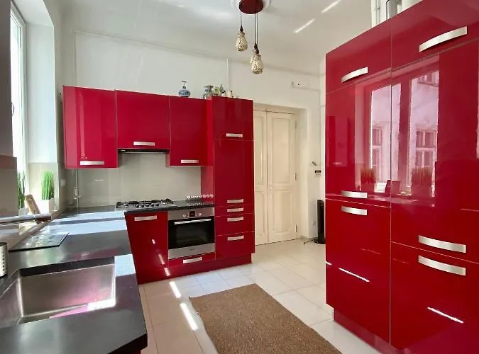 Deluxe Downtown Apartment With A Fabulous View